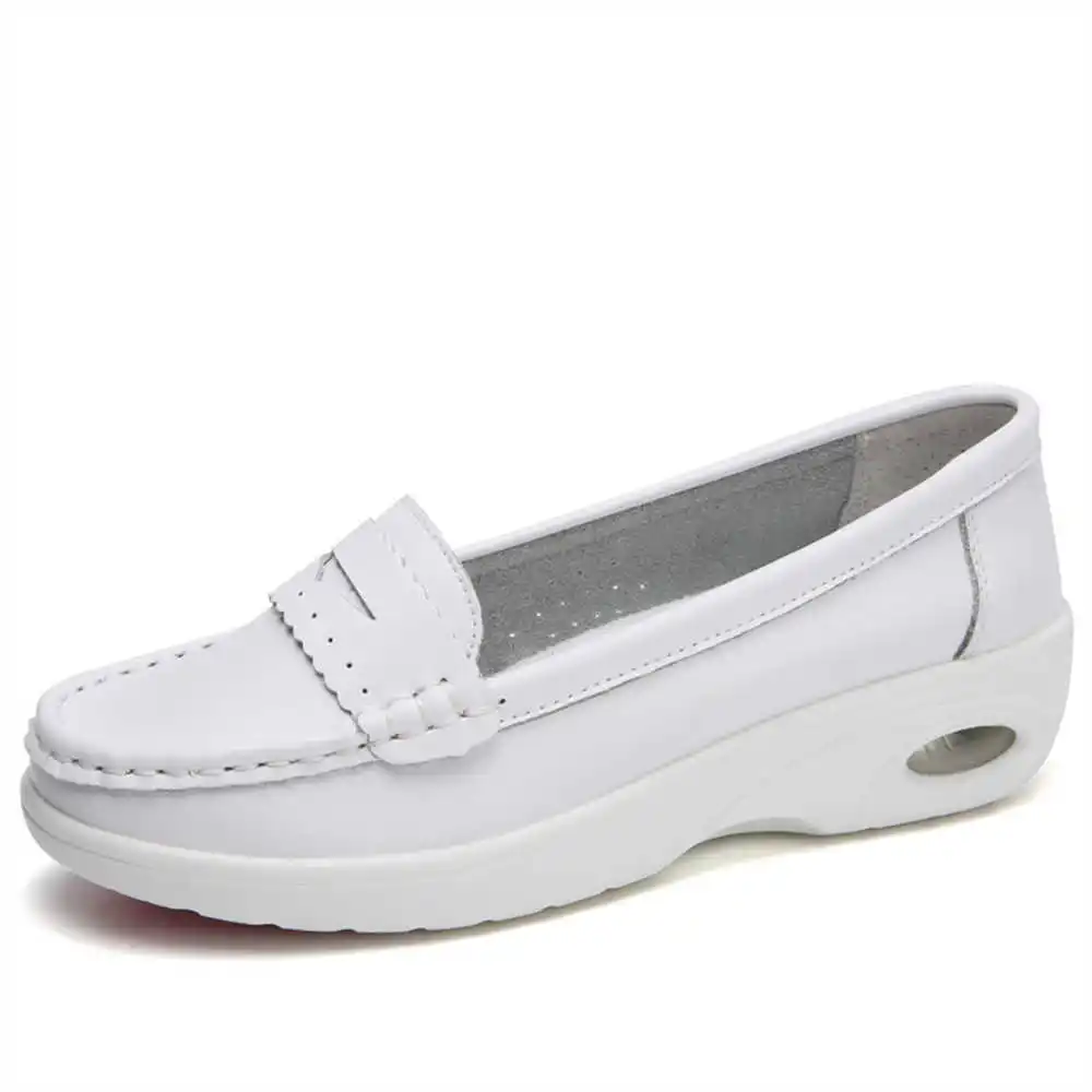 Thick Sole Slipon White Traine - Office Tech Outfits recensie en prijs